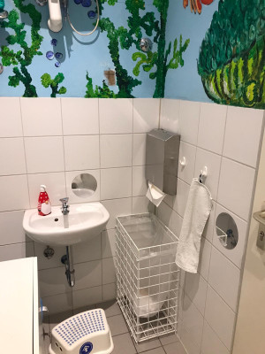 die Toilette